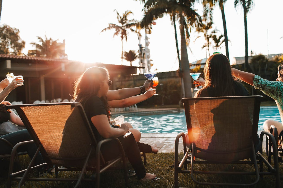 Cozy Up Your Garden Gatherings: Tips for Chilly Outdoor Parties